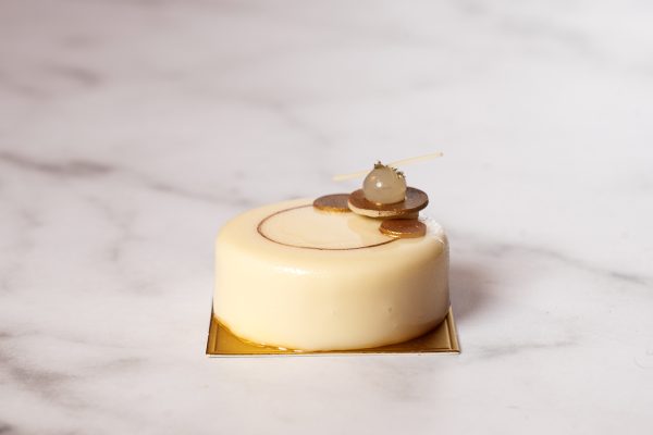 108_1440px_åretskage